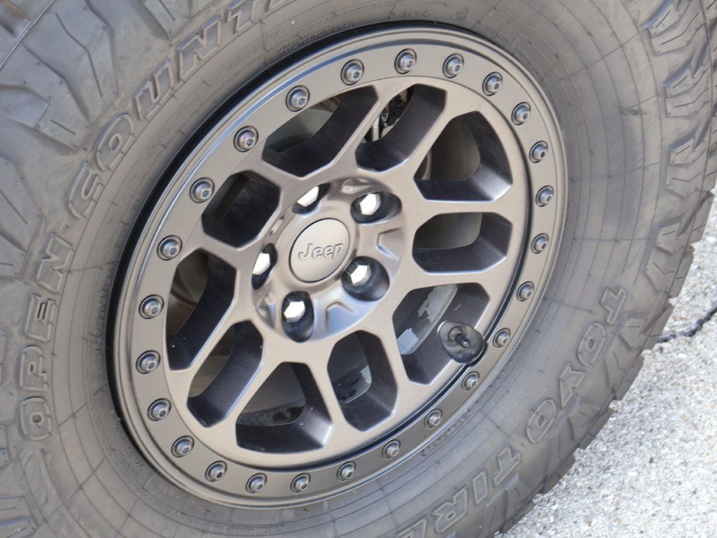 Used 2021 Jeep Wrangler Unlimited Rubicon AWD/4WD image 39