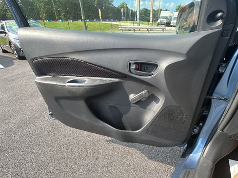 Used 2007 Toyota Yaris Sedan FWD image 18