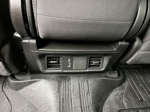 Certified 2024 GMC Sierra 1500 Pro w/ Graphite Edition AWD/4WD image 12