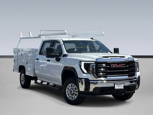 New 2026 GMC Sierra 2500 Pro RWD image 1