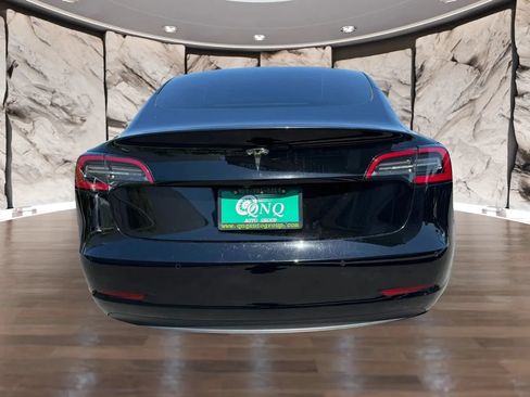 Used 2022 Tesla Model 3 RWD image 7