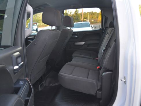 Used 2018 Chevrolet Silverado 1500 LT image 11