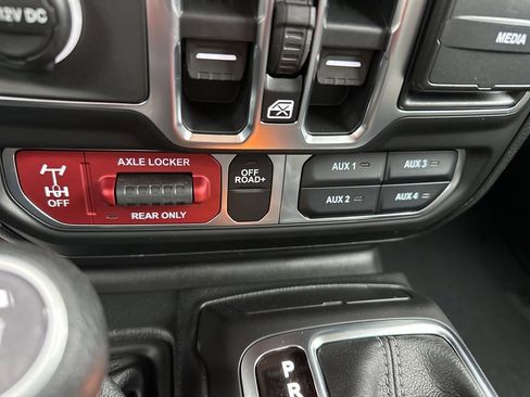 New 2026 Jeep Gladiator Mojave image 5