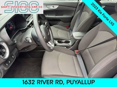 Used 2023 Kia Forte LXS w/ LXS Technology Package image 15