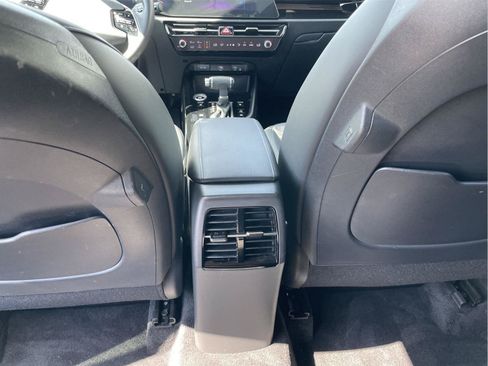 Used 2023 Kia Niro EX FWD image 14