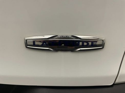 Used 2016 Jeep Cherokee Latitude FWD image 23