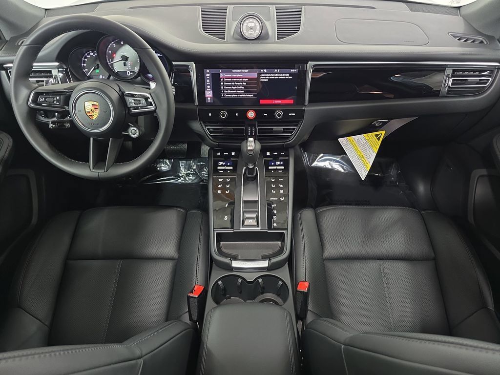 Certified 2026 Porsche Macan S AWD/4WD image 13
