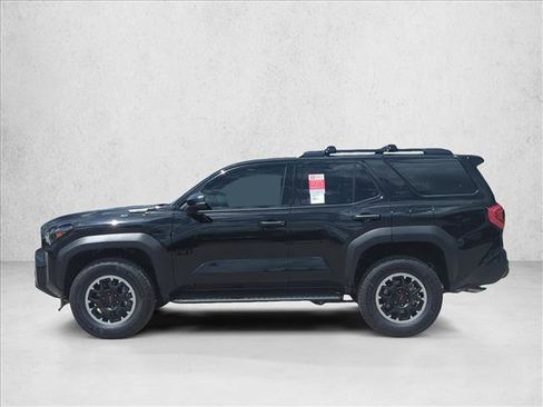 New 2025 Toyota 4Runner 4WD image 5