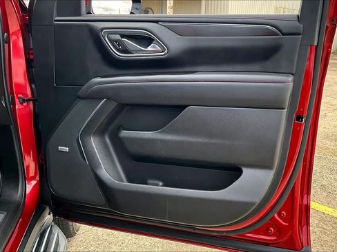 Used 2022 Chevrolet Tahoe RST w/ Luxury Package image 20