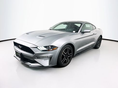 Used 2022 Ford Mustang Premium RWD image 3