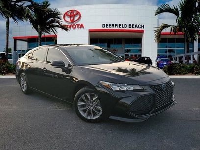 Used 2020 Toyota Avalon XLE w/ Moonroof Package