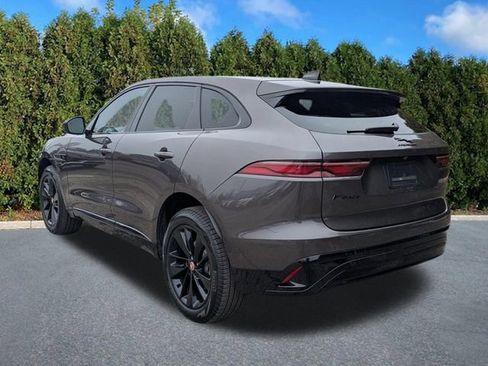 Used 2022 Jaguar F-PACE S image 6