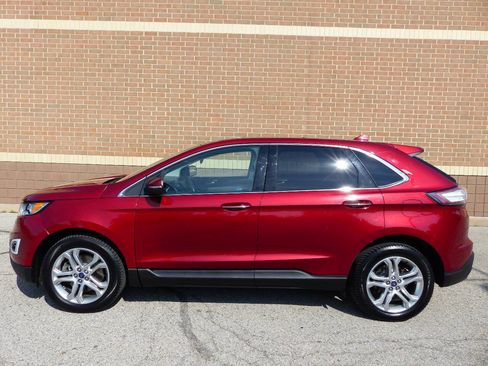 Used 2018 Ford Edge Titanium w/ Equipment Group 301A AWD/4WD image 5