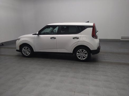 Used 2021 Kia Soul LX FWD image 3
