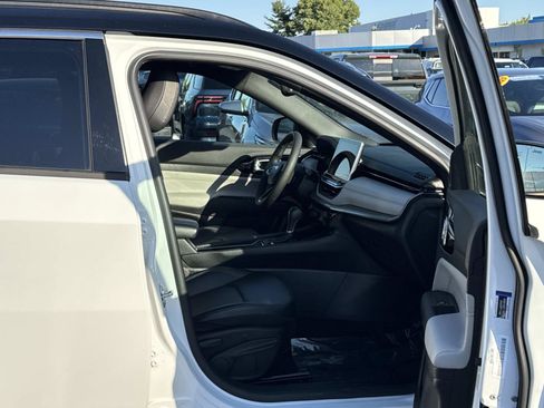 Used 2025 Jeep Compass Limited AWD/4WD image 15