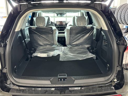 New 2026 Ford Explorer Platinum w/ LUX Leather Package image 19