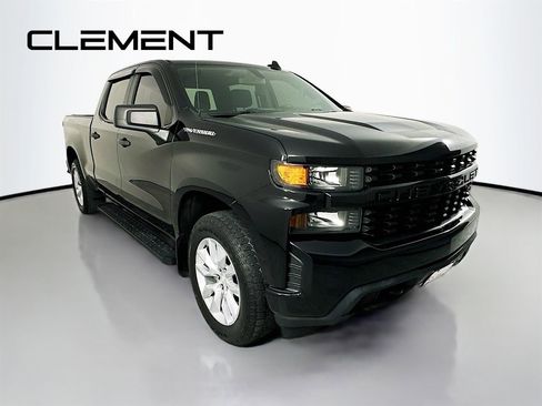 Used 2020 Chevrolet Silverado 1500 Custom w/ Custom Value Package image 5