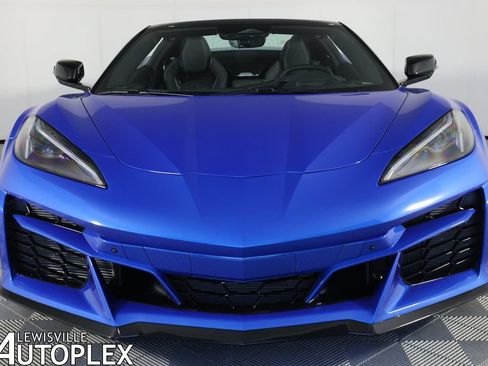 Used 2025 Chevrolet Corvette E-Ray w/ Stealth Interior Trim Package AWD/4WD image 3