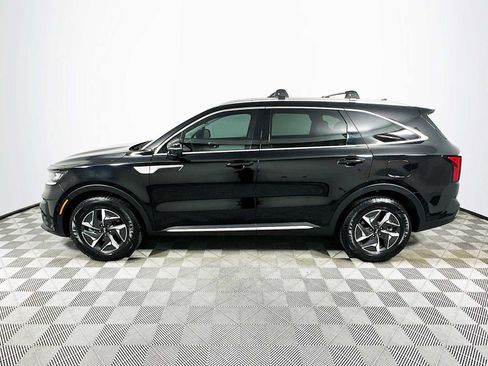 Used 2021 Kia Sorento S image 4