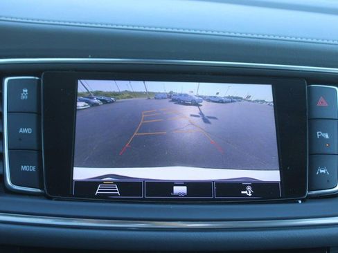 Used 2021 Buick Enclave Premium w/ Experience Buick Package image 22