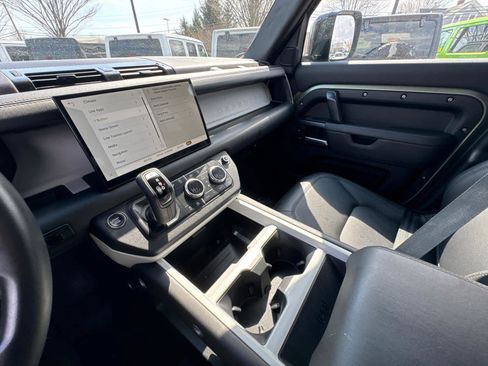 Used 2025 Land Rover Defender 110 S AWD/4WD image 22