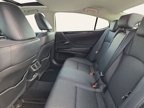 Used 2021 Lexus ES 350 w/ Premium Package FWD image 12