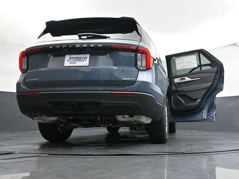 New 2026 Ford Explorer Active image 40