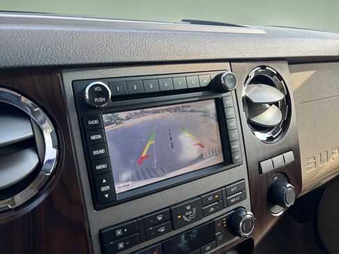 Used 2011 Ford F350 Lariat w/ Lariat Ultimate Pkg AWD/4WD image 23