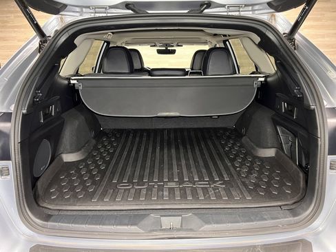 Used 2024 Subaru Outback Limited image 13