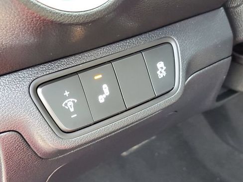Used 2024 Kia Forte LXS w/ LXS Technology Package FWD image 10
