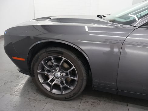 Used 2018 Dodge Challenger GT AWD/4WD image 33