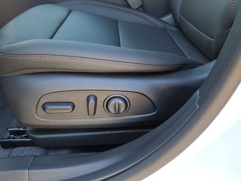 New 2026 Chevrolet Trax RS w/ Driver Confidence Package image 16