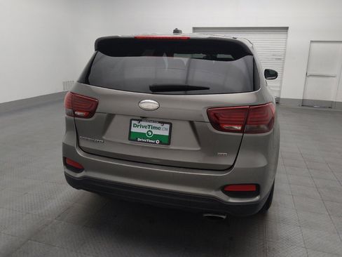 Used 2019 Kia Sorento L image 7