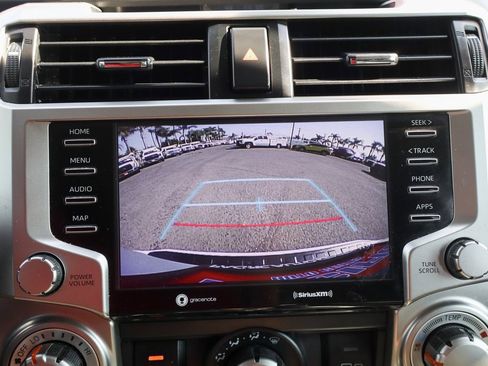 Used 2022 Toyota 4Runner SR5 image 33