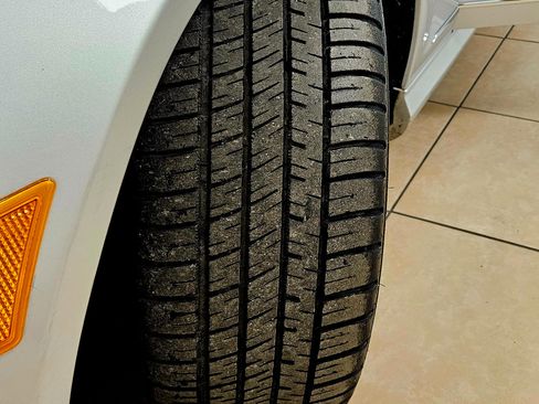 Used 2010 Mercedes-Benz C 300 4MATIC Sedan image 27