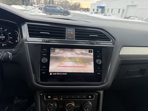 Used 2021 Volkswagen Tiguan SEL image 13