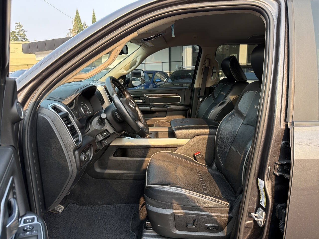 Used 2021 RAM 3500 Laramie AWD/4WD image 41