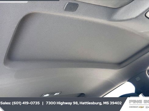 Used 2019 Chevrolet Silverado 1500 Custom w/ Custom Convenience Package RWD image 17