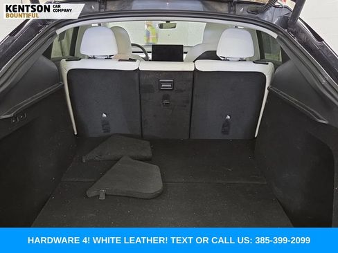 Used 2023 Tesla Model Y Performance AWD/4WD image 13