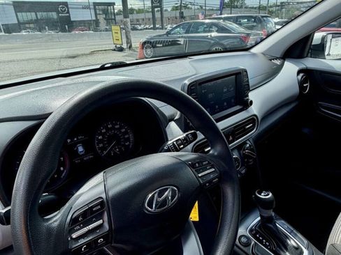 Used 2018 Hyundai Kona SE AWD/4WD image 18