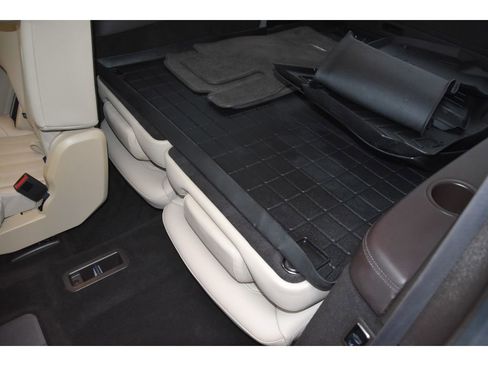 Used 2017 Mercedes-Benz GLS 450 4MATIC image 16