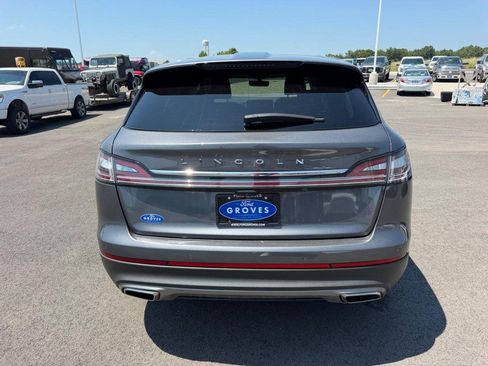Used 2023 Lincoln Nautilus AWD w/ Premium Package image 6