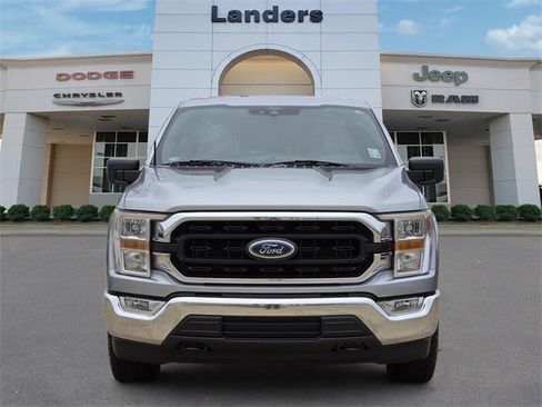 Used 2022 Ford F150 XLT w/ Trailer Tow Package image 3