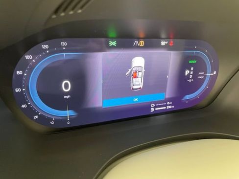 Certified 2024 Volvo XC60 T8 Plus w/ Protection Package Premier image 24