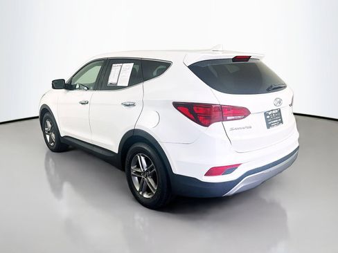 Used 2017 Hyundai Santa Fe Sport FWD image 5