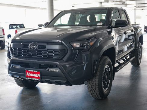 New 2026 Toyota Tacoma TRD Off-Road AWD/4WD image 3