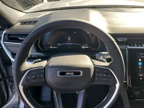 New 2025 Jeep Grand Cherokee Laredo image 20