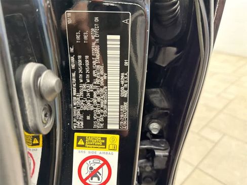 Used 2019 Toyota Highlander XLE image 39