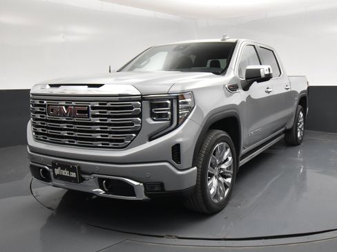 Used 2024 GMC Sierra 1500 Denali image 2