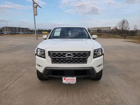 Certified 2024 Nissan Frontier SV w/ SV Convenience Package image 9